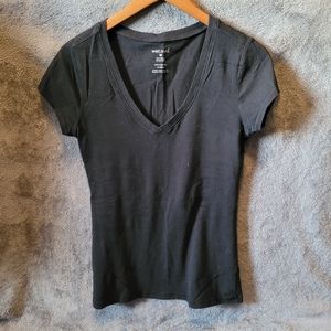 Basic V-Neck